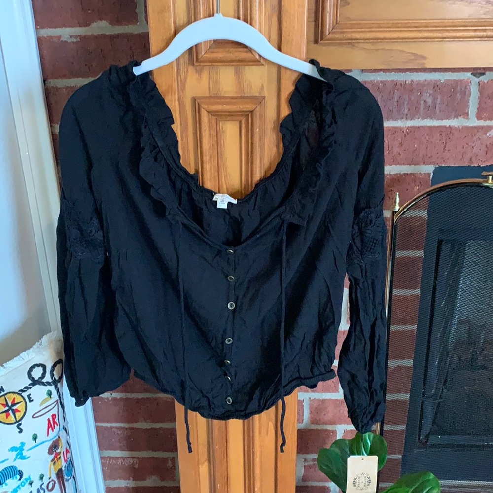 Chelce Off the shoulder top